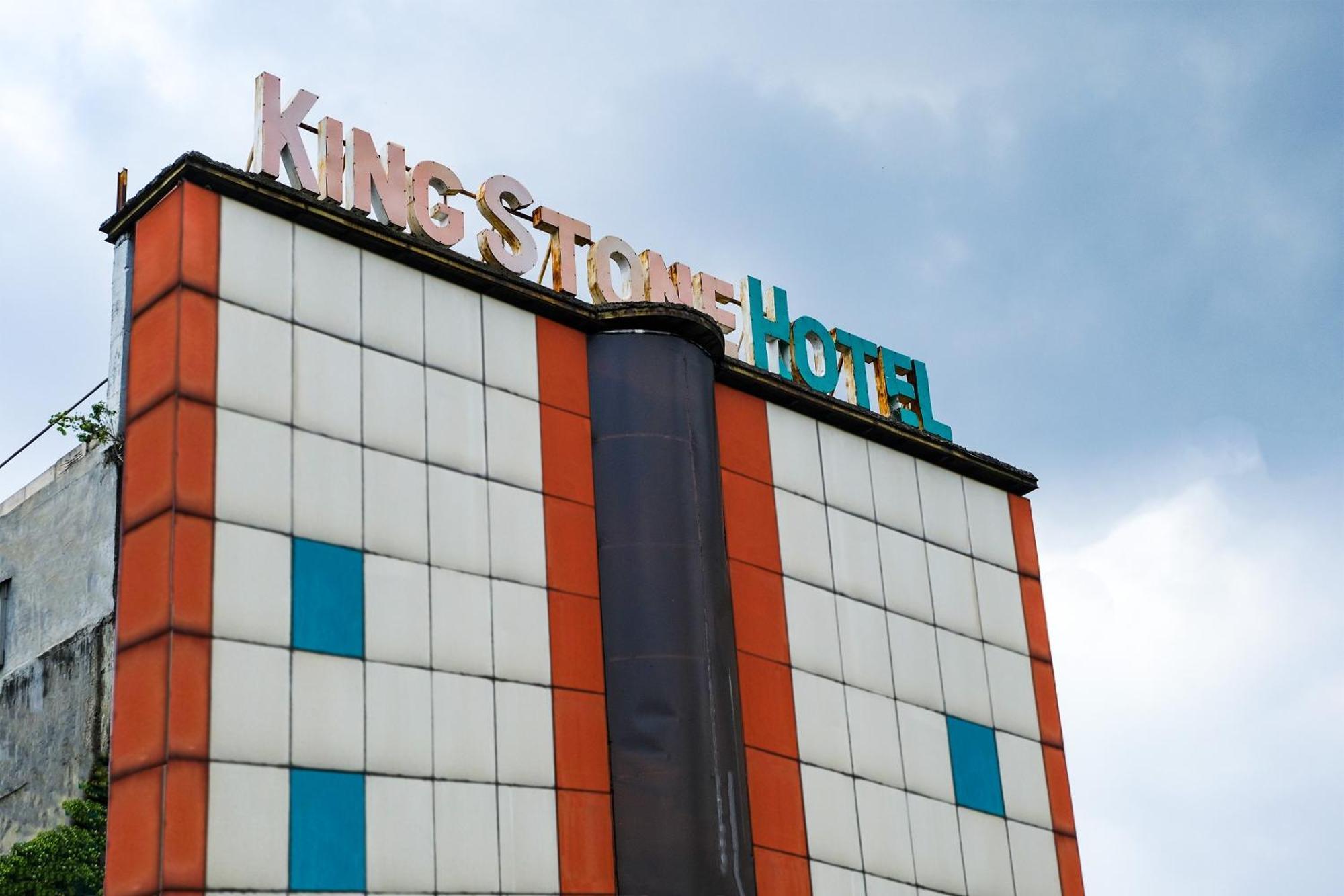 King Stone Hotel Mencil Eksteriør bilde